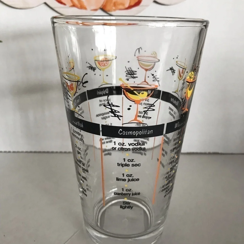 2 Glasses Mixed Drink/Cocktail Mixer/Pourer--Glass--Martini/Margarita